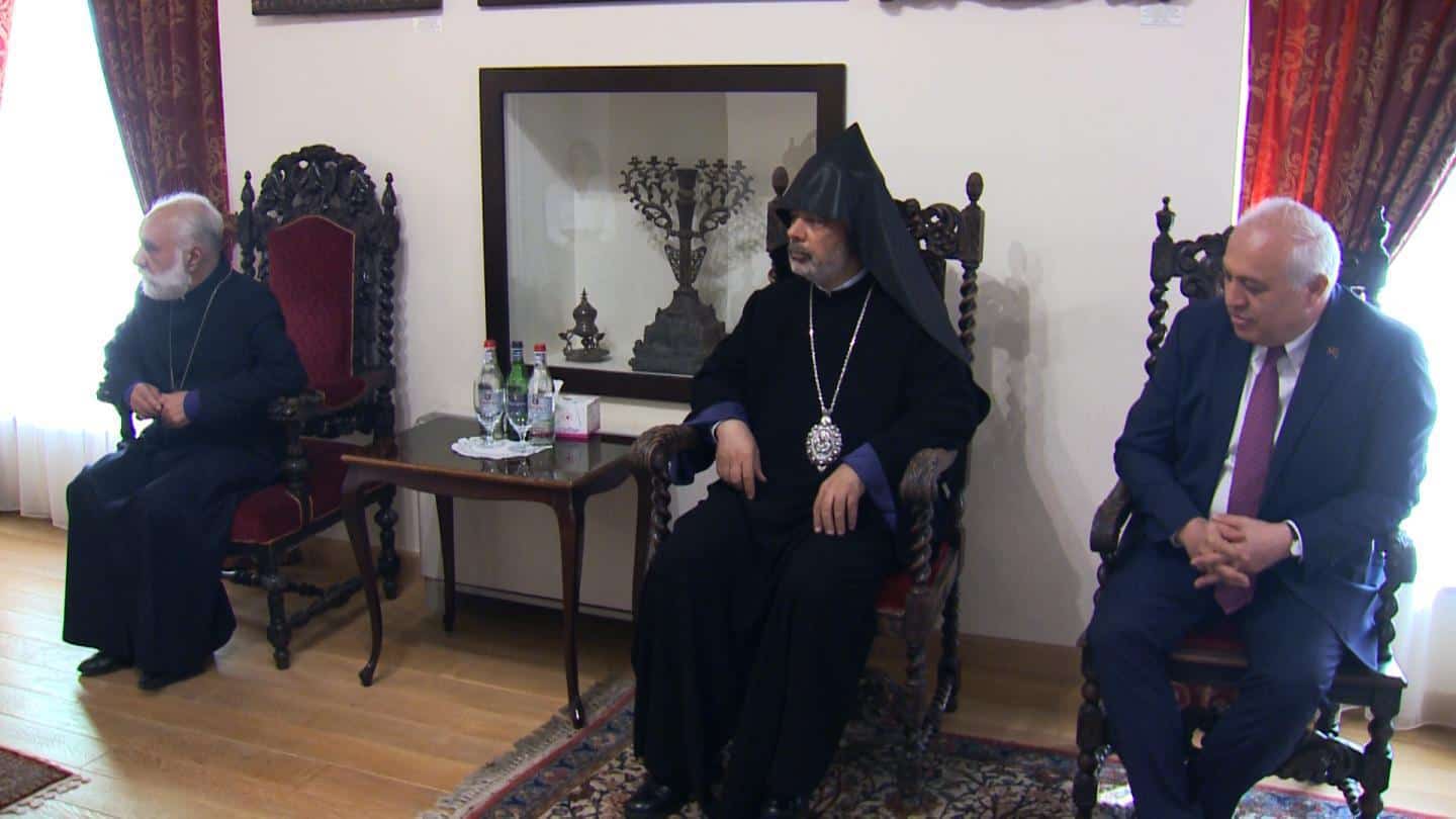 Ամենայն Հայոց Կաթողիկոսն ընդունեց Գերմանիայի նախկին նախագահ Յոախիմ Գաուկին 13 16 2