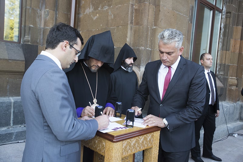 Տեղի ունեցավ հիմնանորագված Վեհարանի բացման արարողությունը (նկարներ) 31 18 20