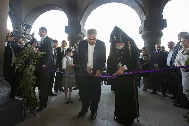 Տեղի ունեցավ հիմնանորագված Վեհարանի բացման արարողությունը (նկարներ) 22 18 21