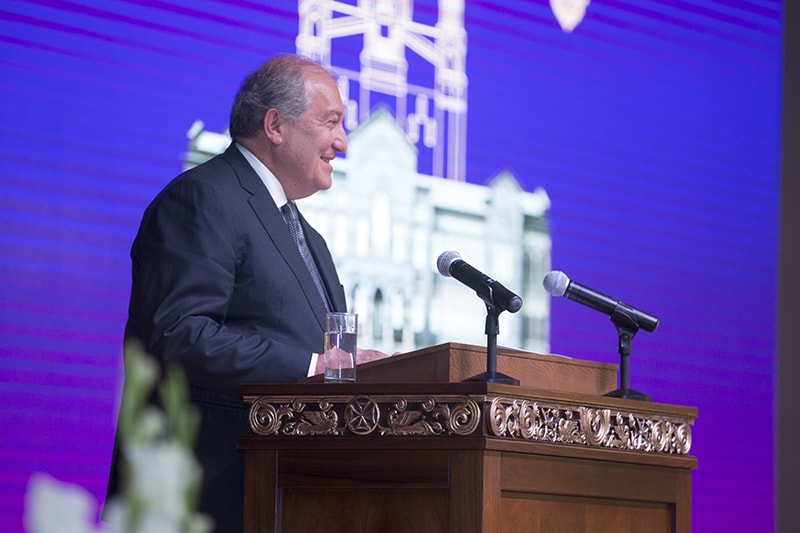 Տեղի ունեցավ հիմնանորագված Վեհարանի բացման արարողությունը (նկարներ) 18 18 7