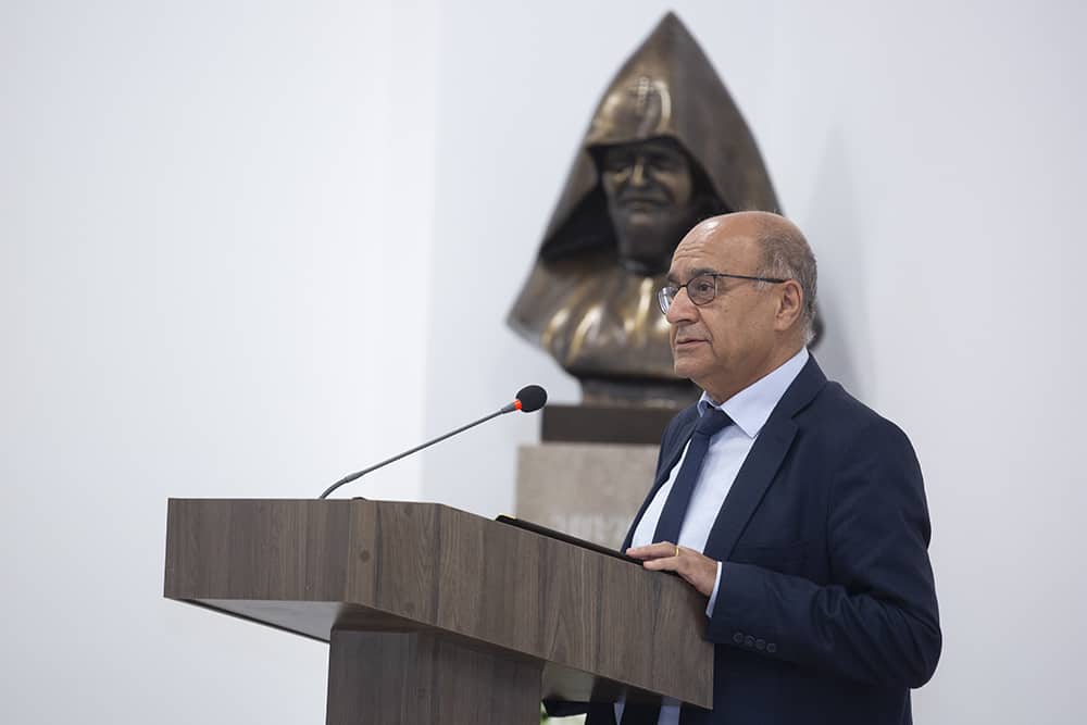 Մայր Աթոռում տեղի ունեցավ գիտաժողով` նվիրված երանաշնորհ Տ.Տ. Գարեգին Ա Ամենայն Հայոց Կաթողիկոսին (նկարներ) 23 23 13