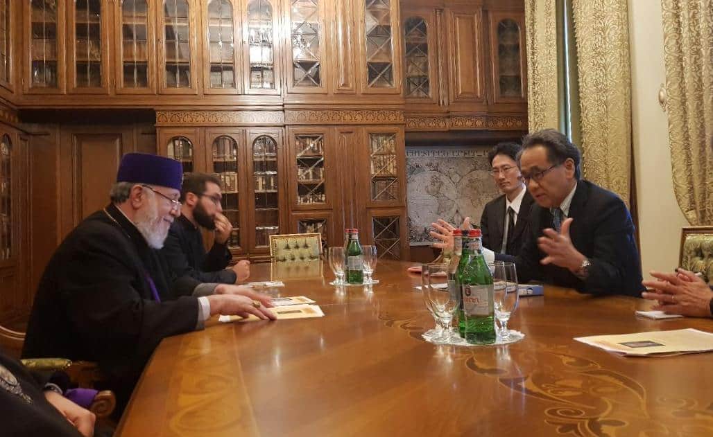 Ամենայն Հայոց Կաթողիկոսն ընդունել է Ճապոնիայի վարչապետի հատուկ հարցերով խորհրդականին (նկարներ) 12 17 1