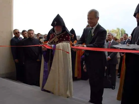 Vache Tamar matenadaran 215