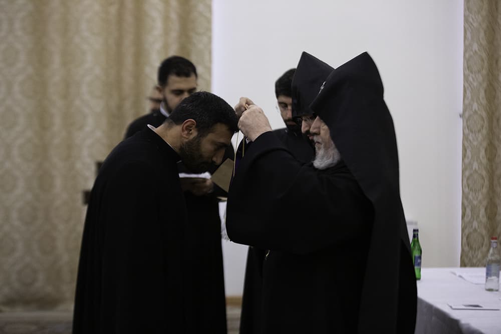 Ղևոնդյանց տոնի առիթով Մայր Աթոռում տեղի ունեցավ պարգևաբաշխություն (նկարներ) 21 18.01.10