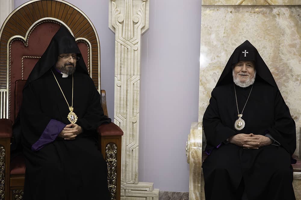 Կ․ Պոլսի Հայոց նորընտիր Պատրիարքը ժամանեց Մայր Աթոռ Սուրբ Էջմիածին (նկարներ) 14 28 3 1