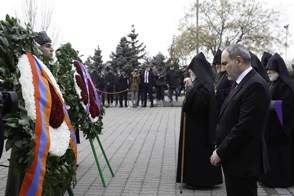 Աղոթք Ծիծեռնակաբերդում Սումգայիթի ջարդերի տարելիցի առիթով (նկարներ) 16 28 5