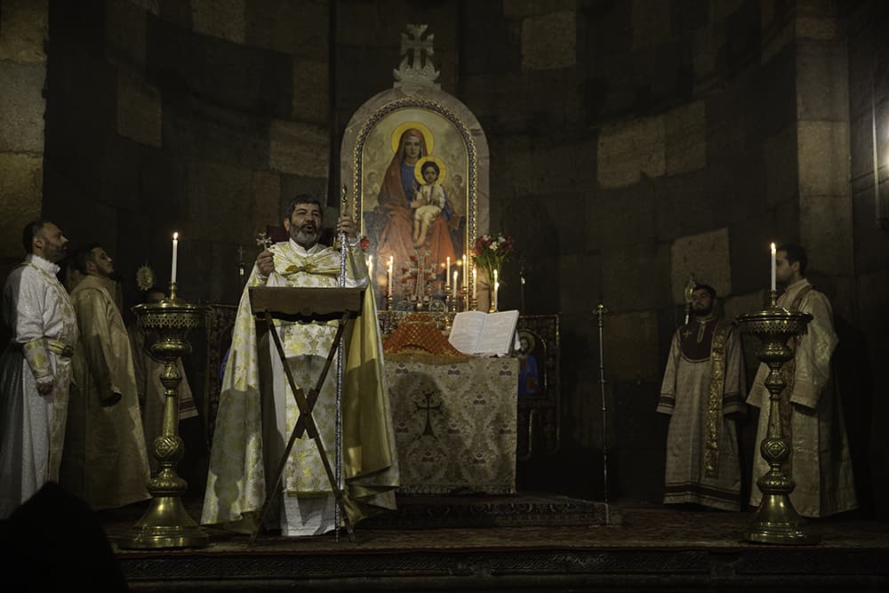 Սուրբ Հարության Ճրագալույցի Պատարագը Սուրբ Գայանե վանքում (նկարներ) 15 11 9 1