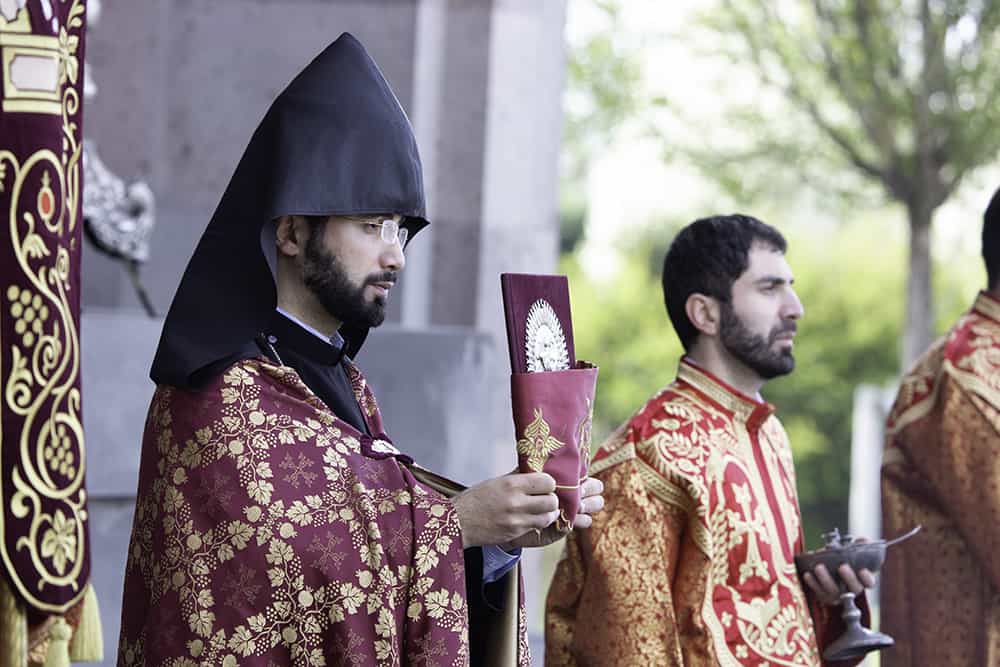 Ծաղկազարդի տոնը Մայր Աթոռ Սուրբ Էջմիածնում (նկարներ) 20 5 9