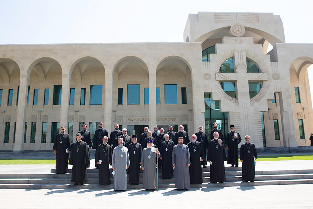 Ամենայն Հայոց Կաթողիկոսն ընդունեց Արմավիրի թեմի քահանաներին (նկարներ) 18 12.07