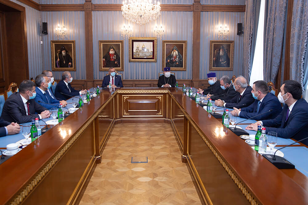 Ամենայն Հայոց Կաթողիկոսն ընդունեց Արցախի Ազգային ժողովի պատվիրակությանը (նկարներ) 14 25 3