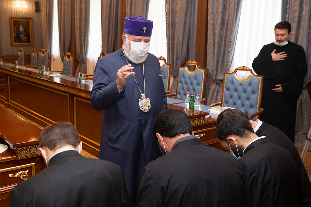 Ամենայն Հայոց Կաթողիկոսն ընդունեց նորաօծ քահանաներին (նկարներ) 13 27 2 2