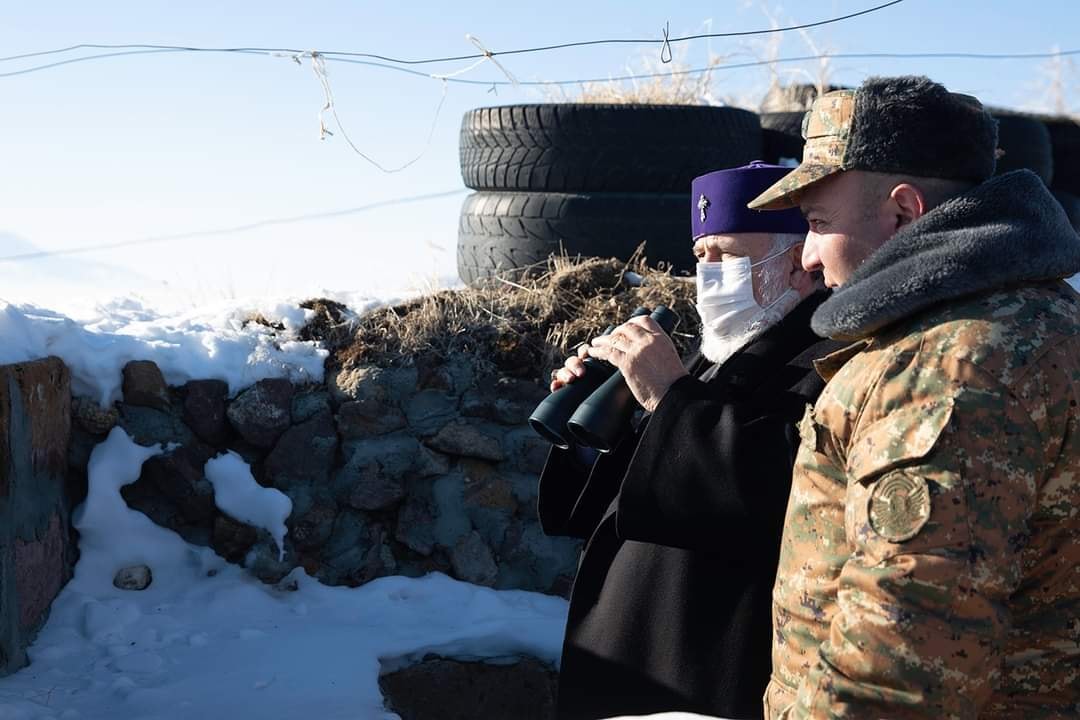 Սուրբծննդյան հայրապետական այցելություններ (նկարներ) 12 31.12.01