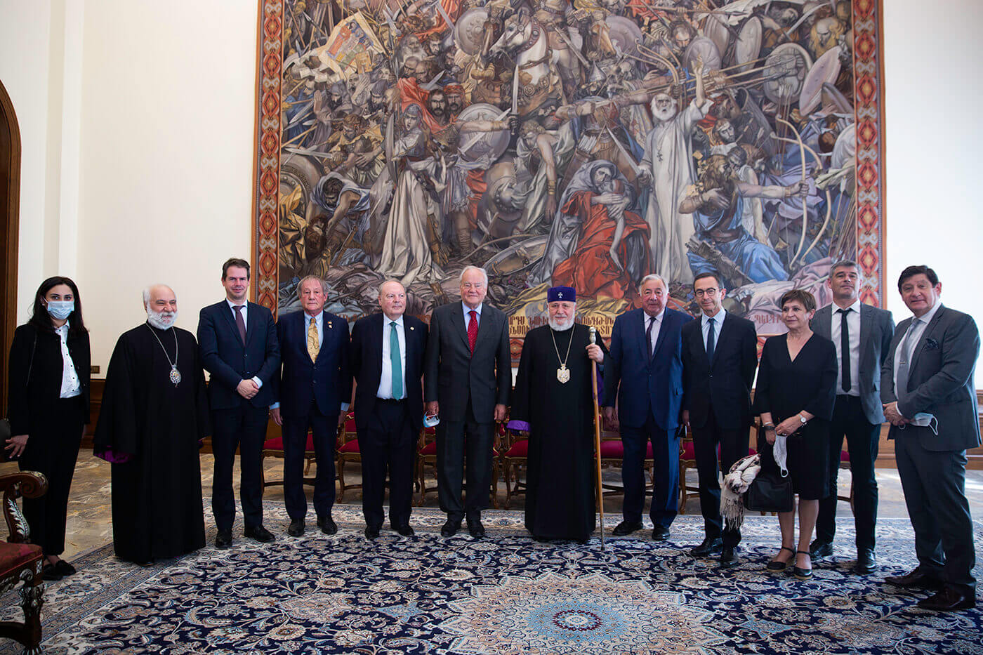 Ամենայն Հայոց Կաթողիկոսն ընդունեց Ֆրանսիայի Սենատի պատվիրակությանը (նկարներ) 13 25 2 2