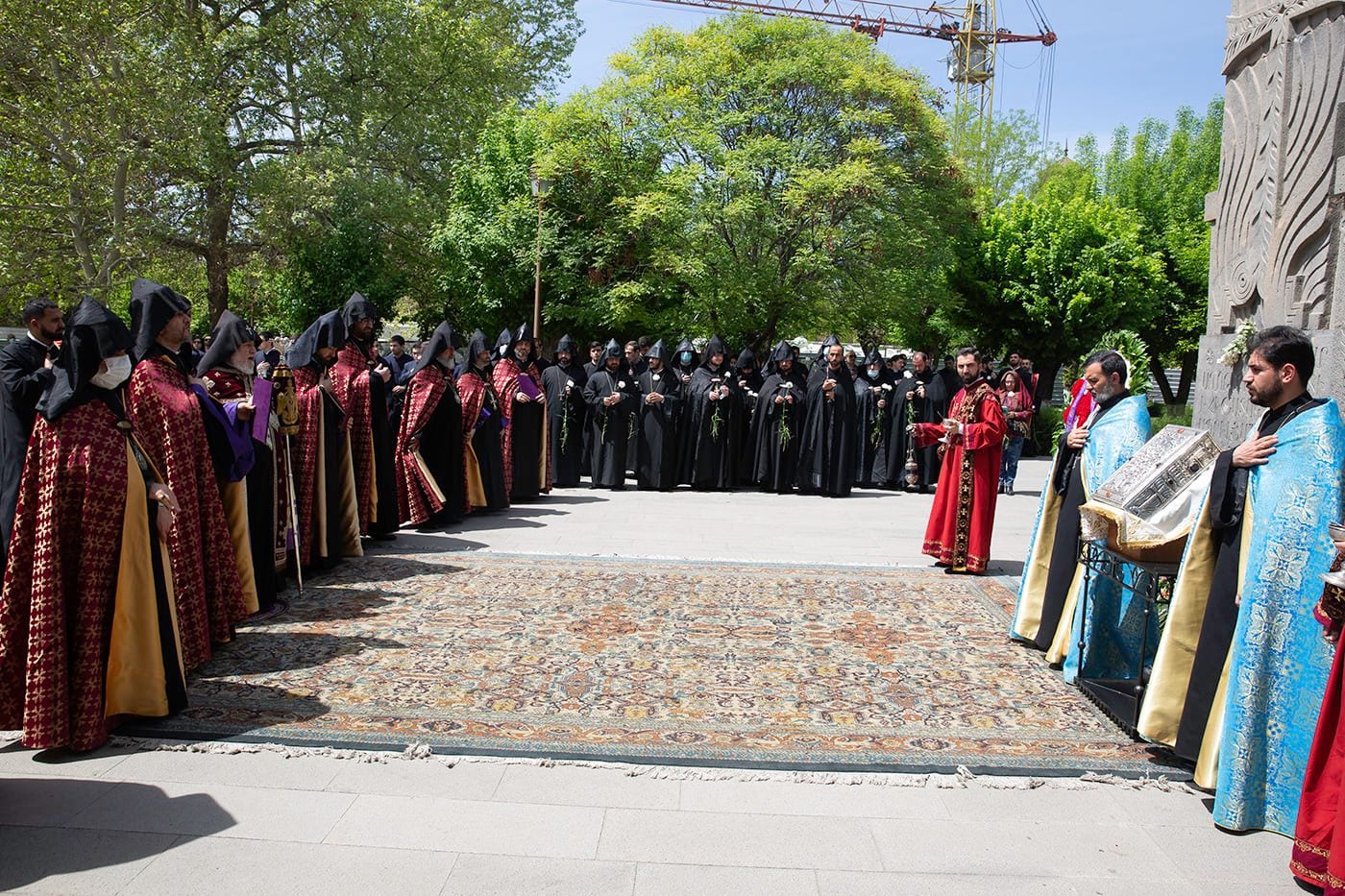 Հայոց Ցեղասպանության սուրբ նահատակների ոգեկոչման արարողությունները Մայր Աթոռ Սուրբ Էջմիածնում (նկարներ) 17 25.01.06