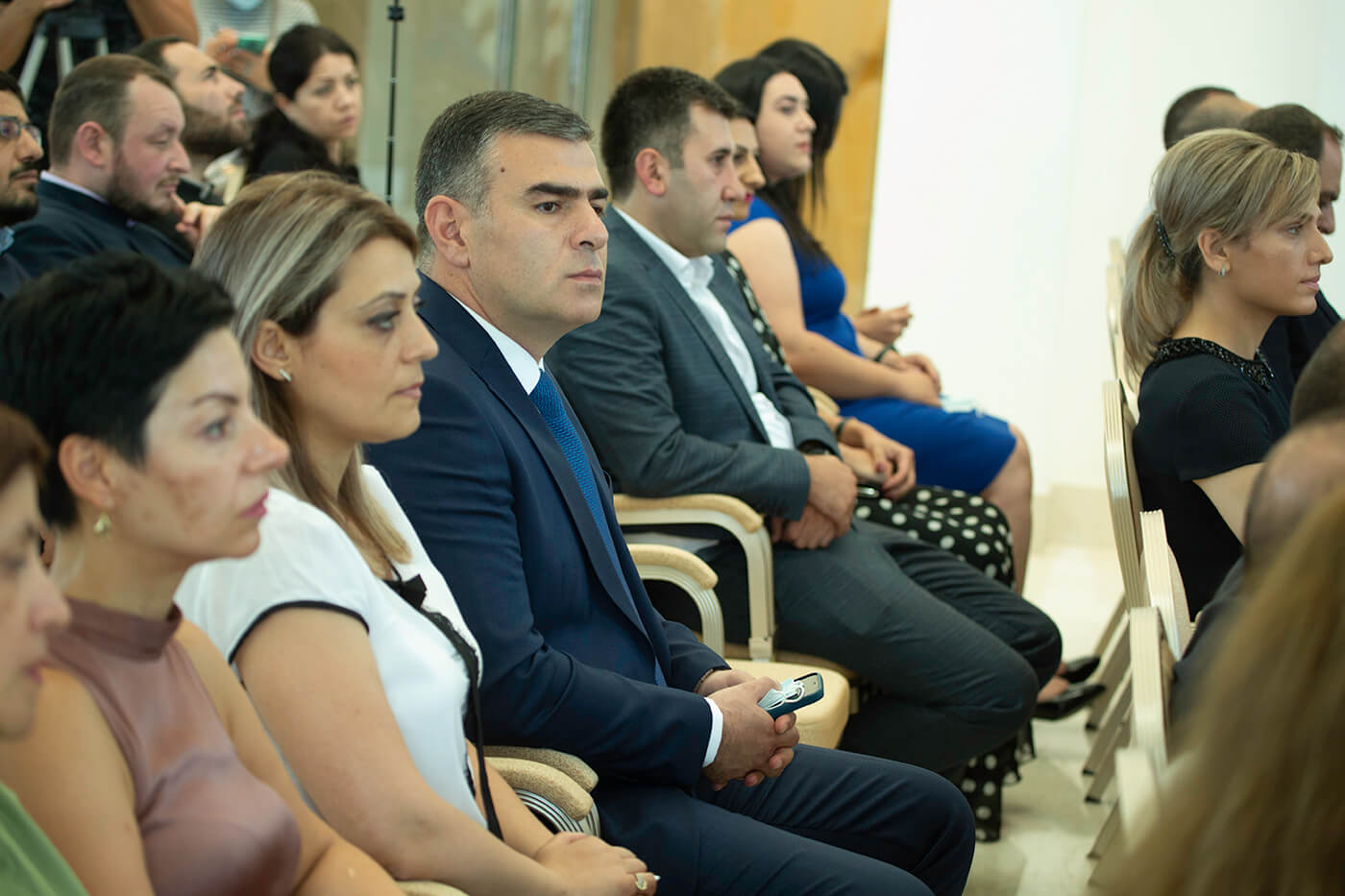 Մայր Աթոռ Սուրբ Էջմիածնում տեղի ունեցավ գրքերի շնորհանդես (նկարներ) 23 23 12