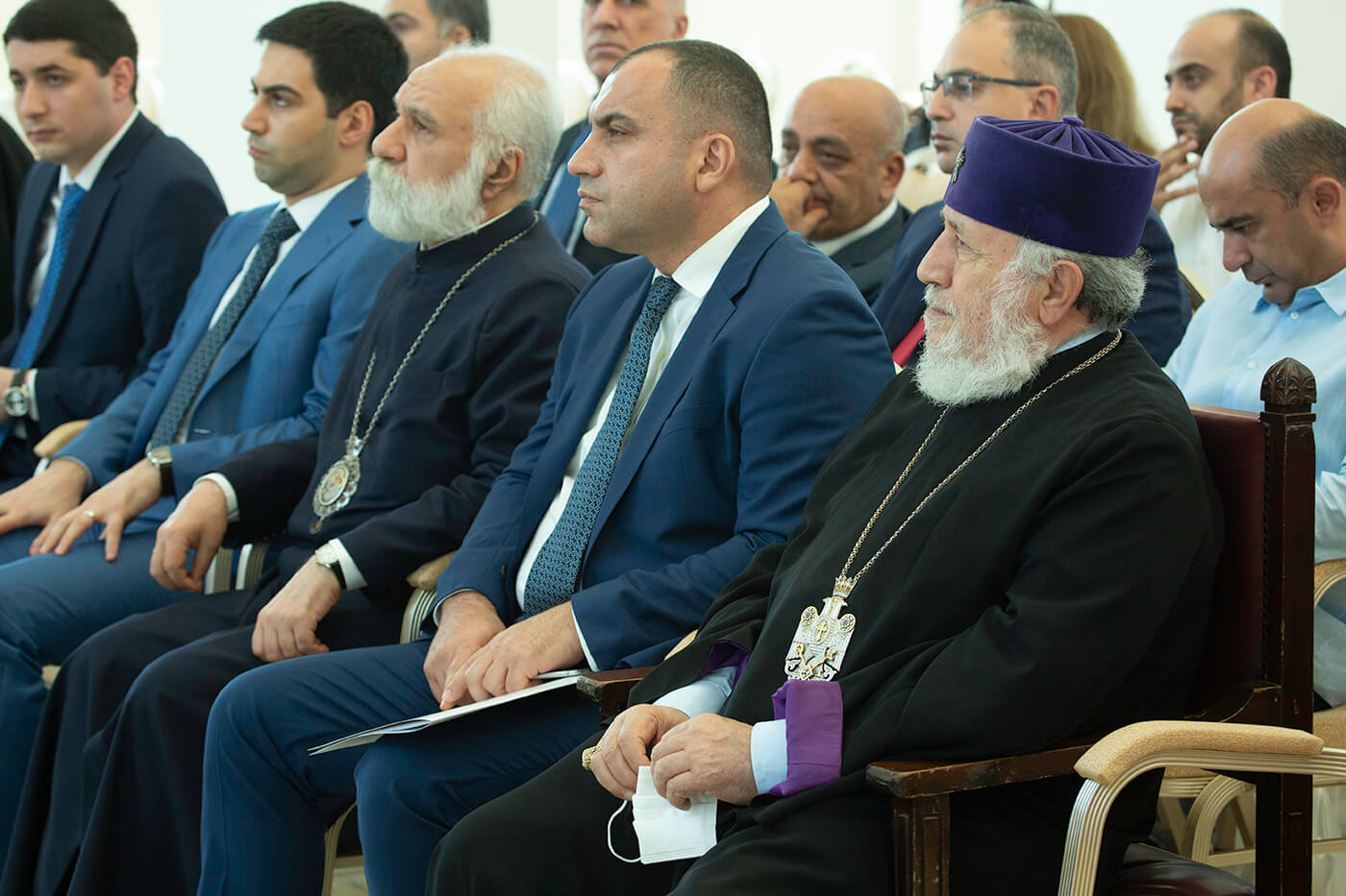 Մայր Աթոռ Սուրբ Էջմիածնում տեղի ունեցավ գրքերի շնորհանդես (նկարներ) 19 23 8