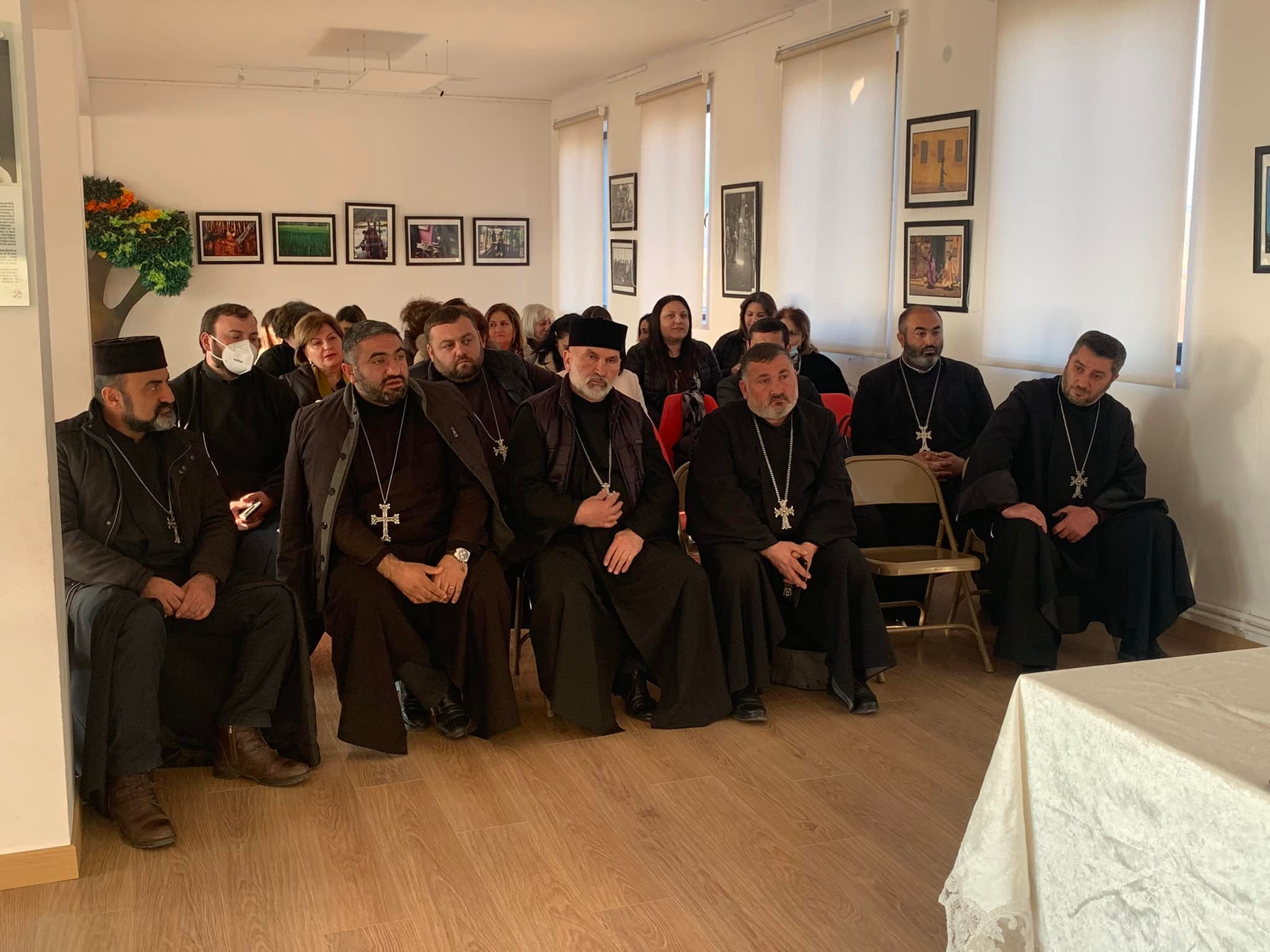 Արագածոտնի թեմում մեկնարկել է «Լույս մանկանց» ժողովը 13 30.1102