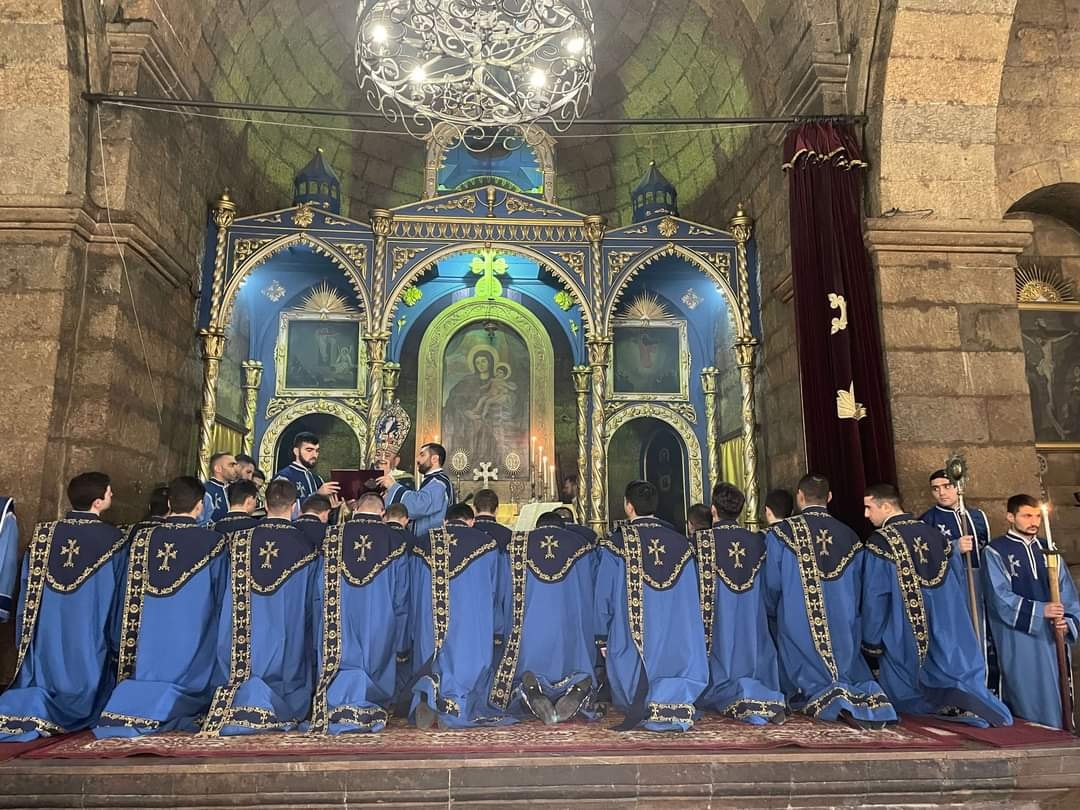 Սուրբ Ստեփանոսի տոնին կատարվեց սարկավագական ձեռնադրություն (նկարներ) 16 25.12.05
