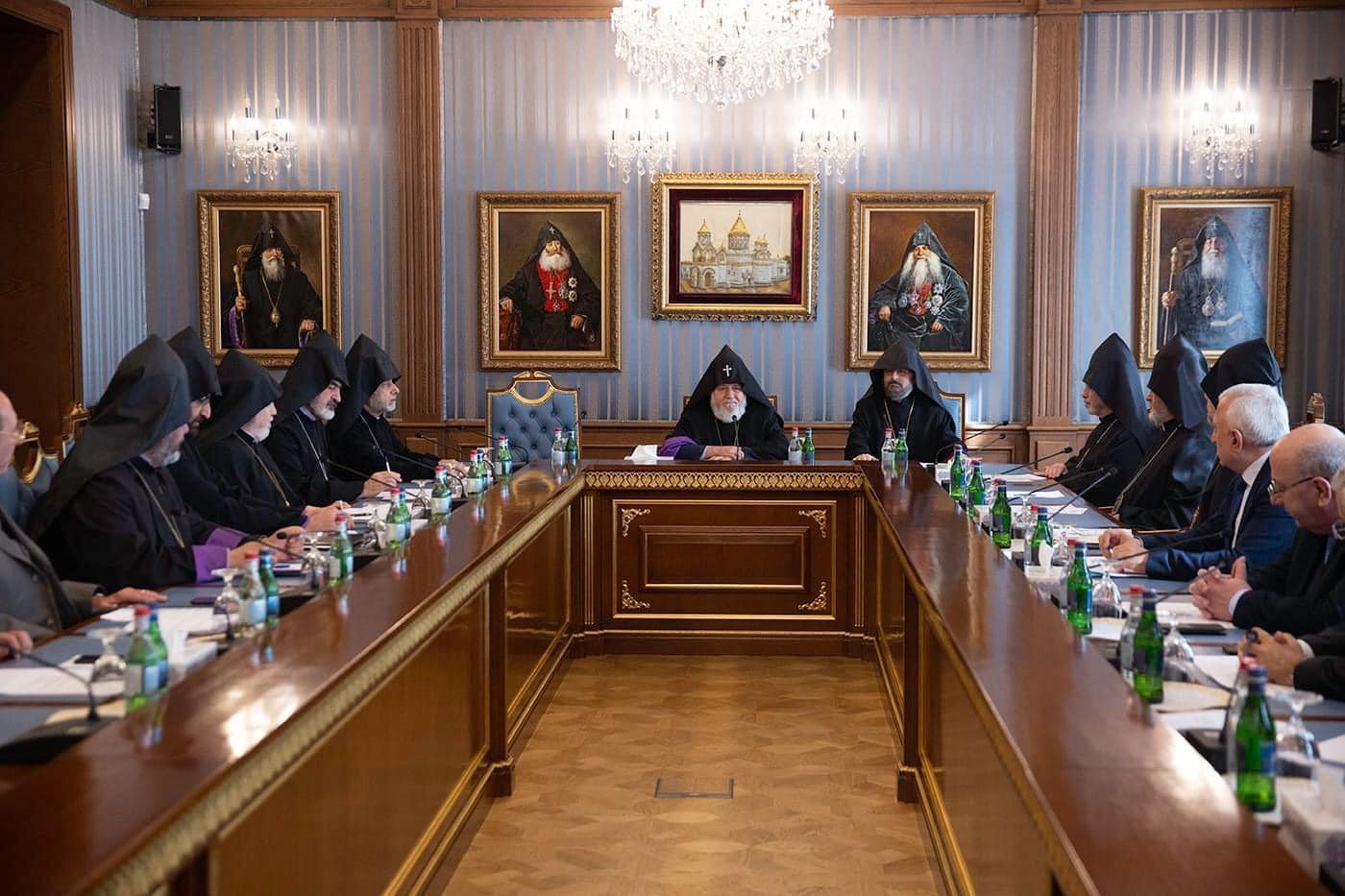 Մայր Աթոռ Ս. Էջմիածնում սկսվեց Գերագույն հոգևոր խորհրդի ժողովը (նկարներ) 13 ghkh 07.03.2022.02