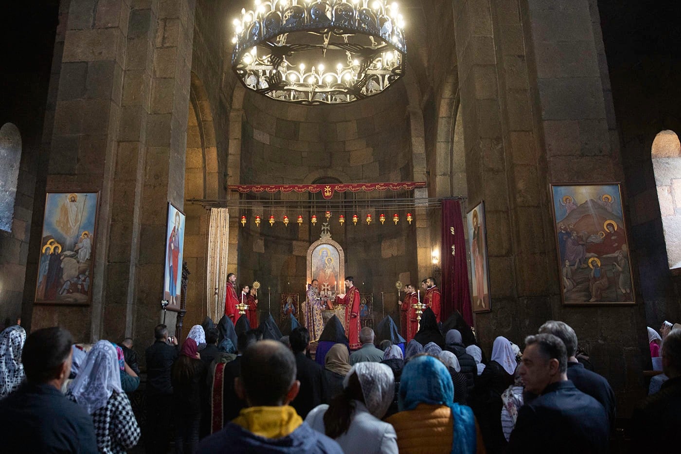 Ավագ հինգշաբթին Մայր Աթոռ Սուրբ Էջմիածնում (նկարներ) 12 Avag 14.2022.01