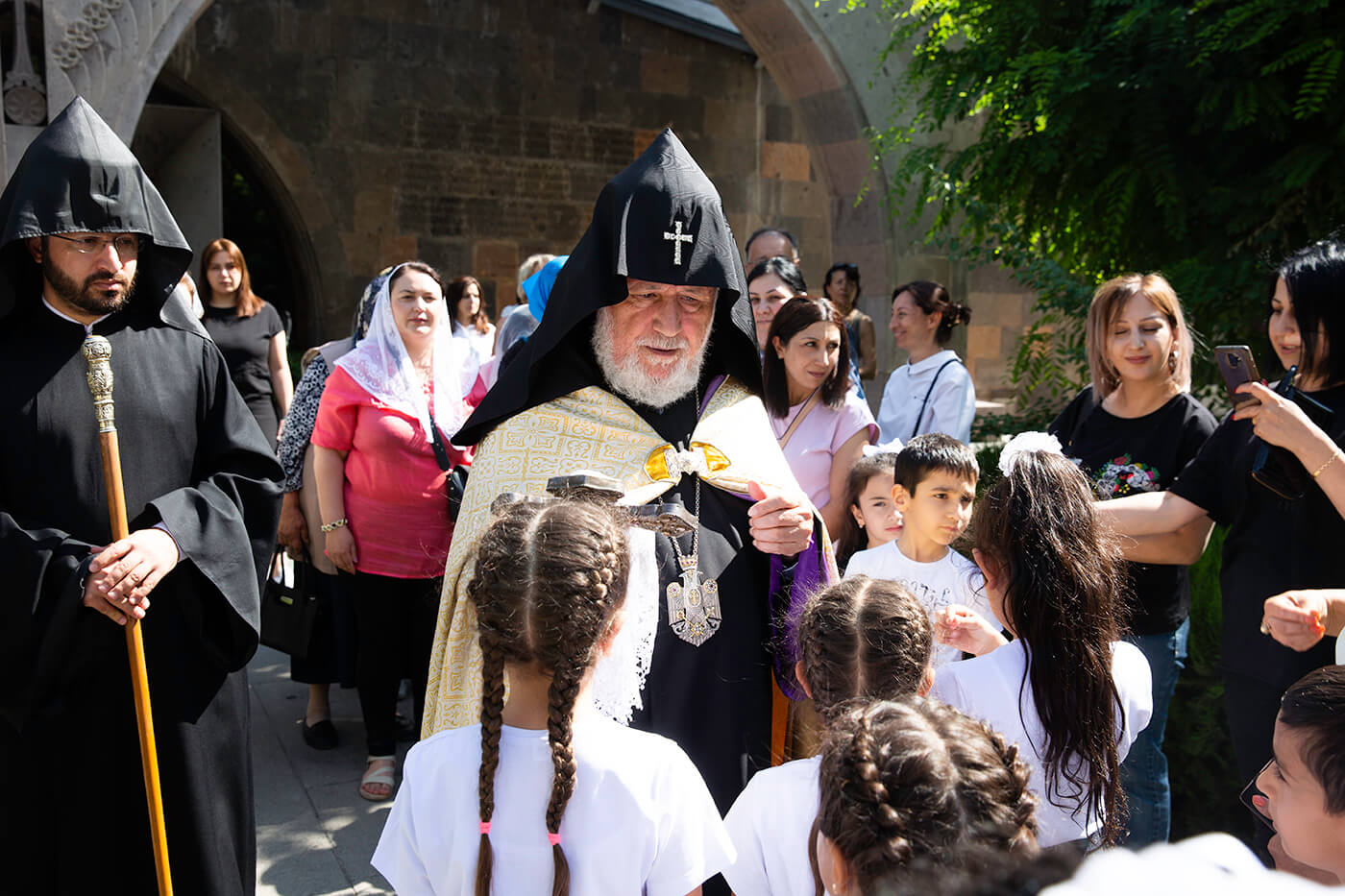 Սուրբ Հովհաննես Կարապետի մասունքը տարվել է Շողակաթի վանք (նկարներ) 14 03.06 5