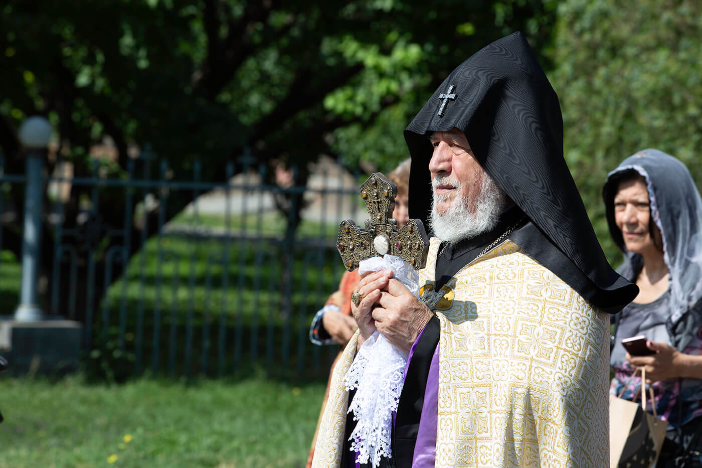 Սուրբ Հովհաննես Կարապետի մասունքը տարվել է Շողակաթի վանք (նկարներ) 16 05.06 5