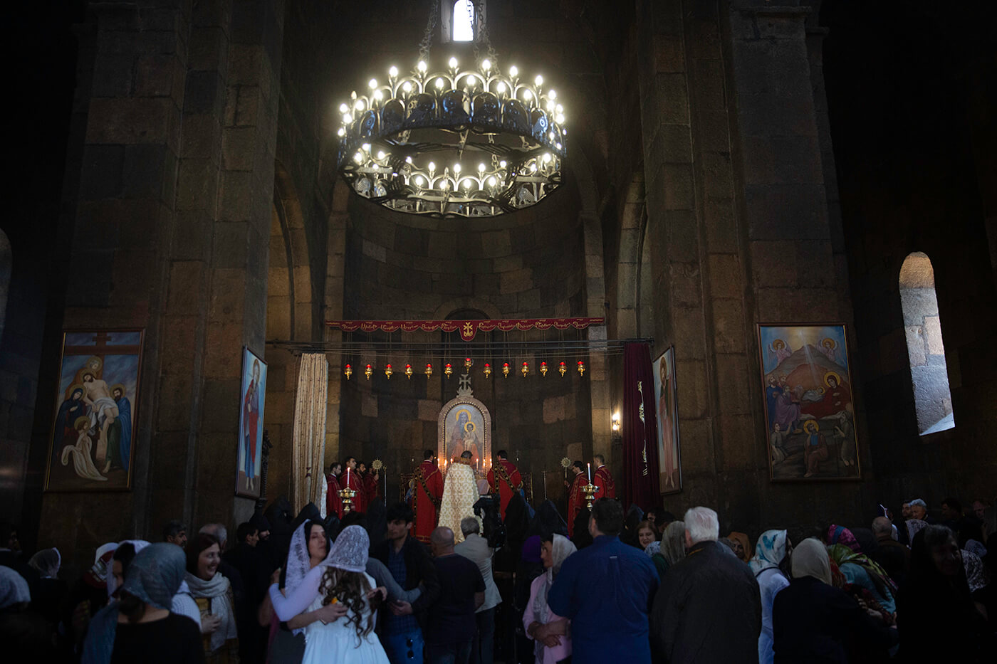 Համբարձման տոնը Մայր Աթոռ Սուրբ Էջմիածնում (նկարներ) 12 26.01.01