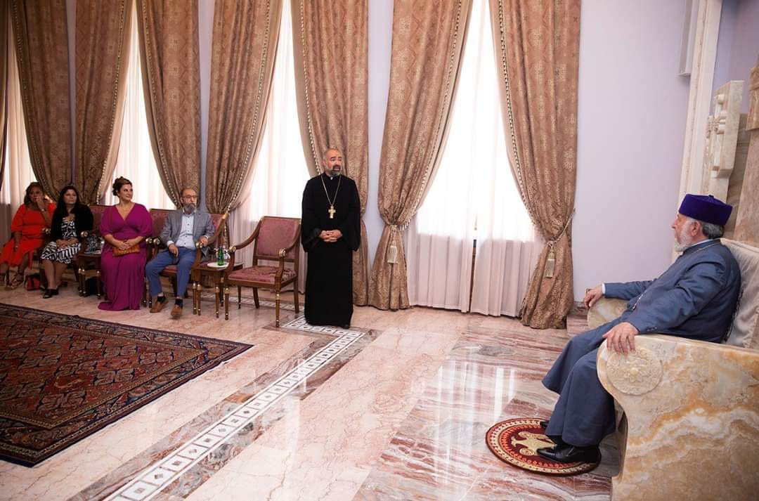 Ամենայն Հայոց Կաթողիկոսն ընդունեց ԱՄՆ Հայոց Արևելյան թեմի ուխտավորներին (նկարներ) 13 Arevelyan temi ughtavorner 2