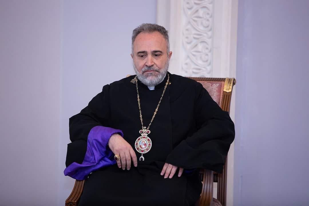 Ամենայն Հայոց Կաթողիկոսն ընդունեց Ռումինիայի Հանրապետության Կրոնից նախարարին և Ռումինիայի պատրիարքության ընդհանուր փոխանորդին (նկարներ) 15 Ruminya ekeghecu pet 4