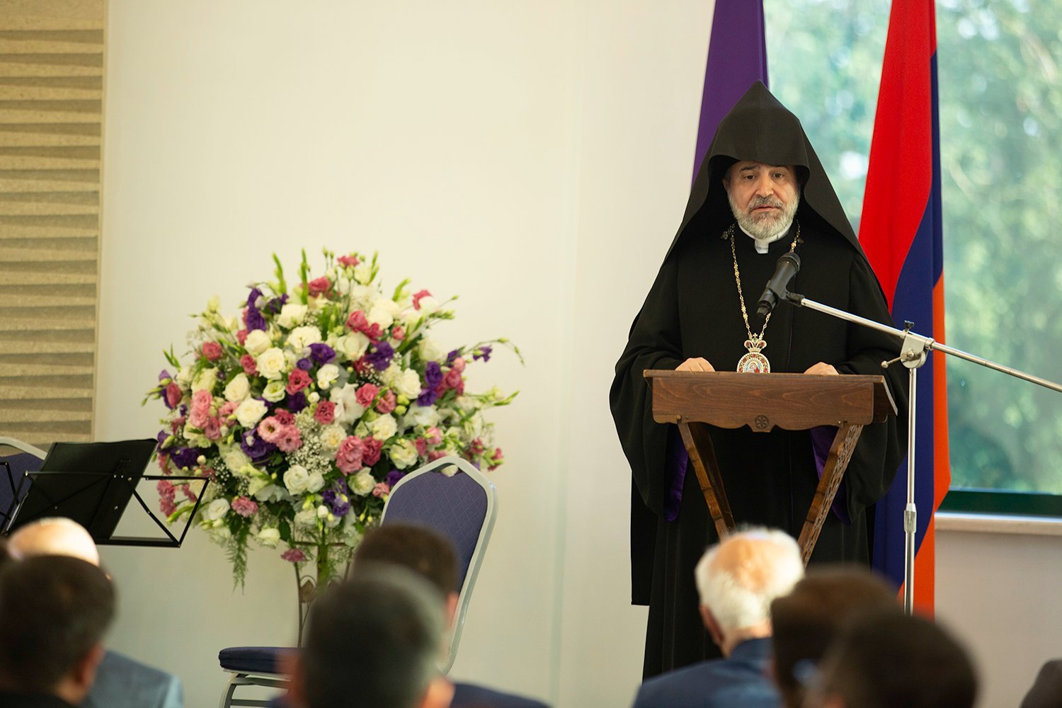 Մայր Աթոռ Սուրբ Էջմիածնում տոնախմբվեց Ռումինիայի Հայոց թեմի հիմնադրման 620-ամյակը (նկարներ) 18 Ruminyayi temi 620 7