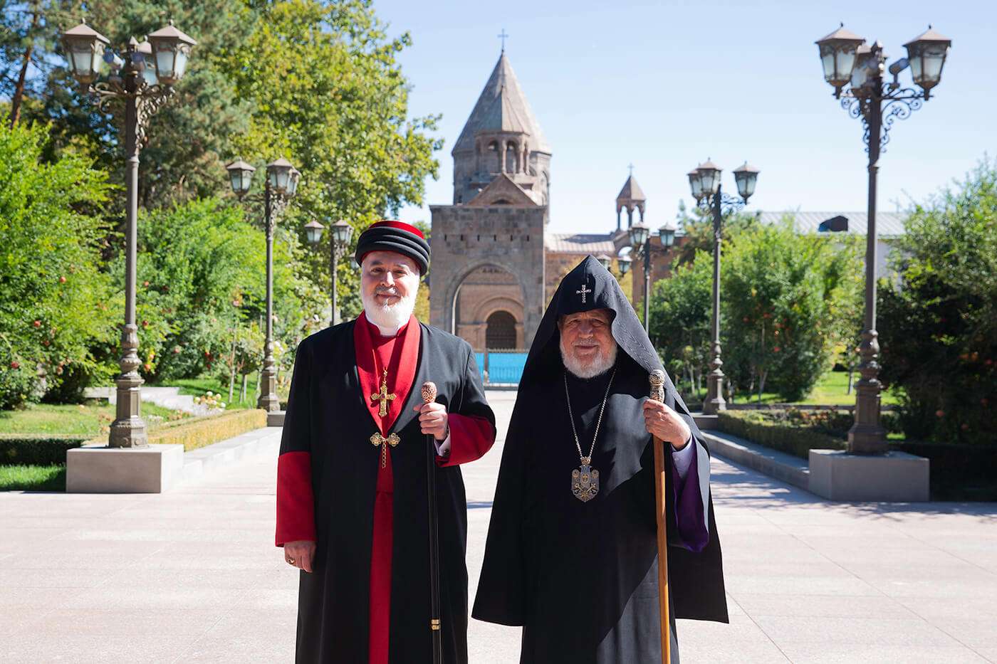 Ամենայն Հայոց Կաթողիկոսը հյուրընկալեց Արևելքի Ասորի Եկեղեցու կաթողիկոս–պատրիարքին և նրա գլխավորած պատվիրակությանը (նկարներ) 21 10.09 2