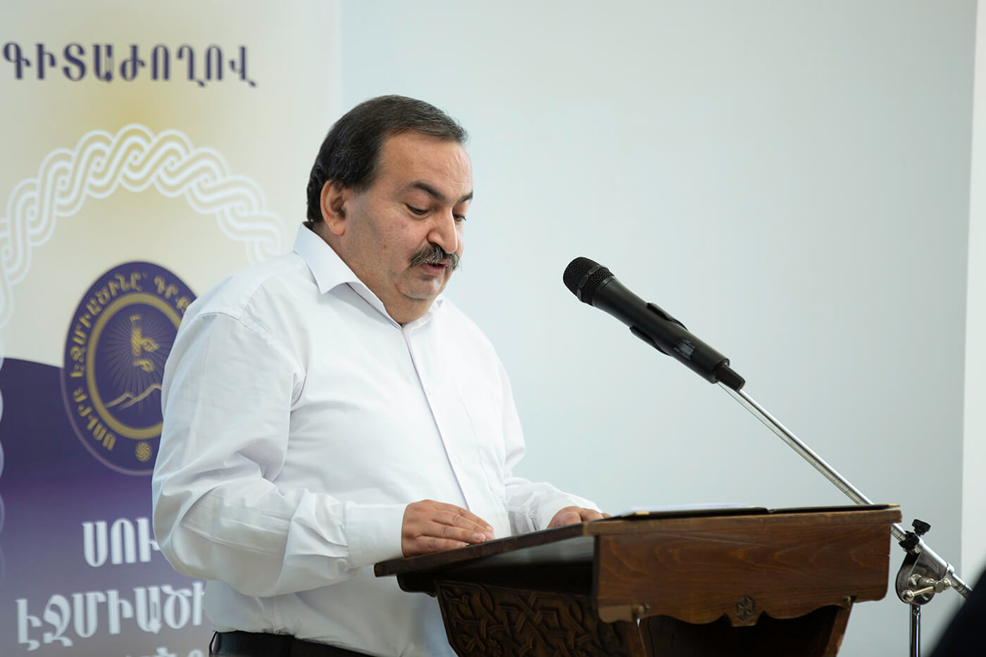 «Վաչե և Թամար Մանուկյան» Մատենադարանի հիմնադրման 10- ամյակի առիթով տեղի ունեցավ «Սուրբ Էջմիածին՝ գրքի հանգրվան» խորագրով գիտաժողովը 25 14.09