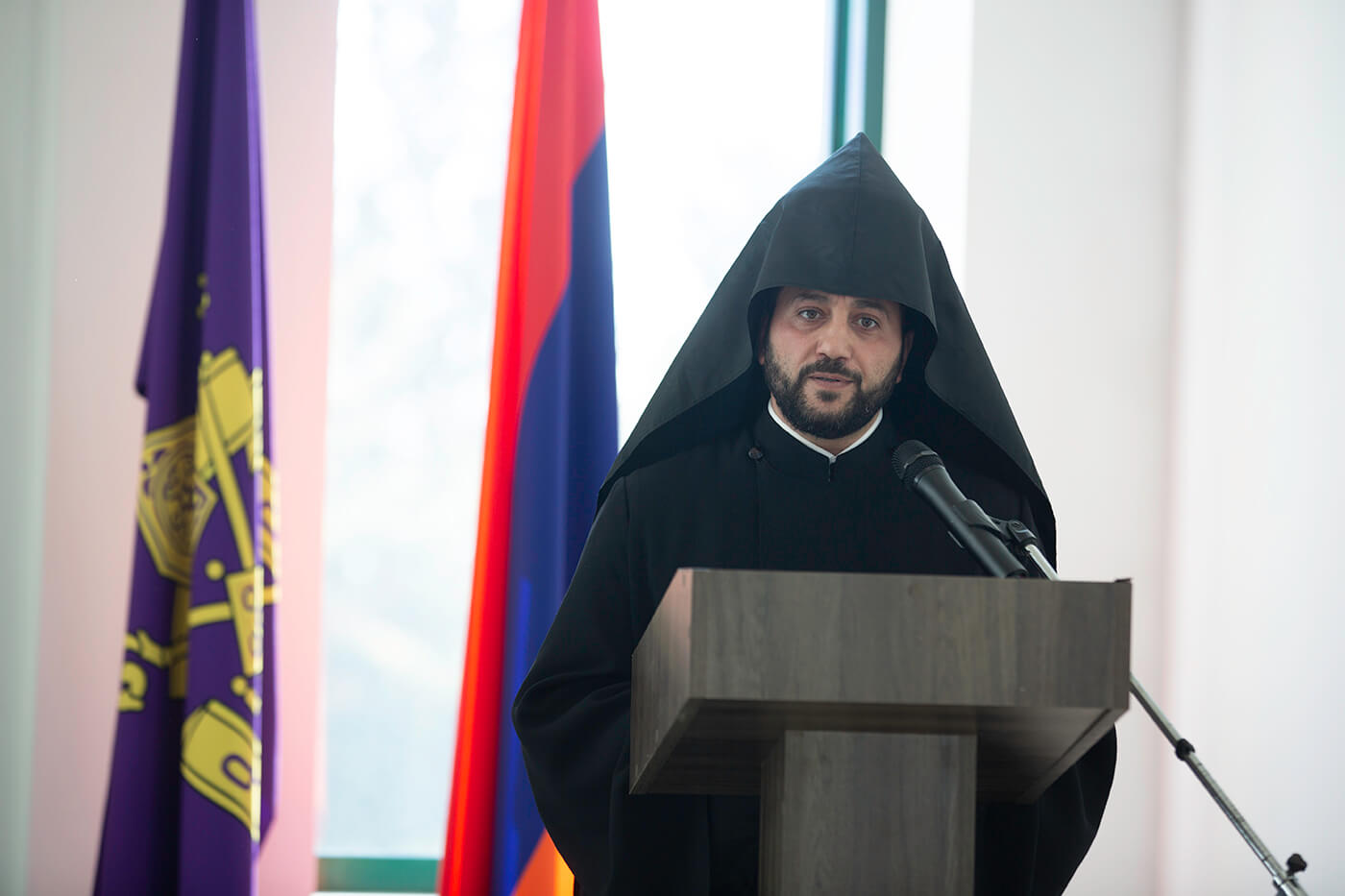 Մայր Աթոռ Սուրբ Էջմիածնում տեղի ունեցավ վարդապետական թեզի պաշտպանություն (նկարներ) 13 02.10 1