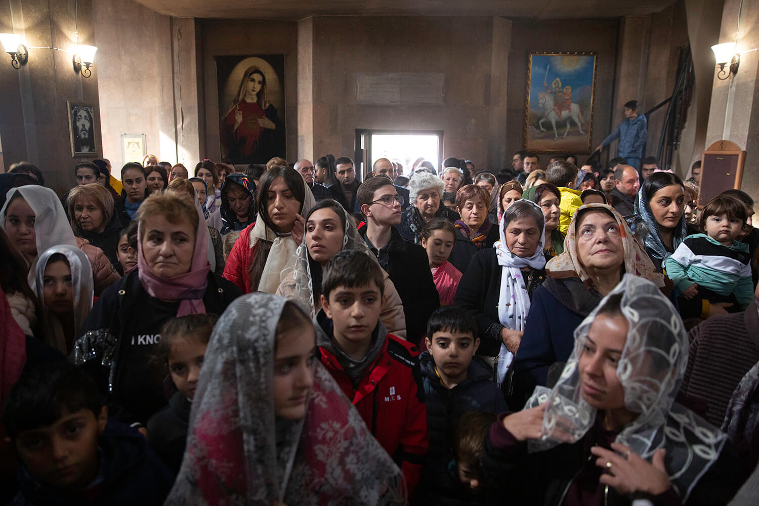 Ամենայն Հայոց Հայրապետն այցելեց Ջերմուկ քաղաք (նկարներ) 16 04.10 6