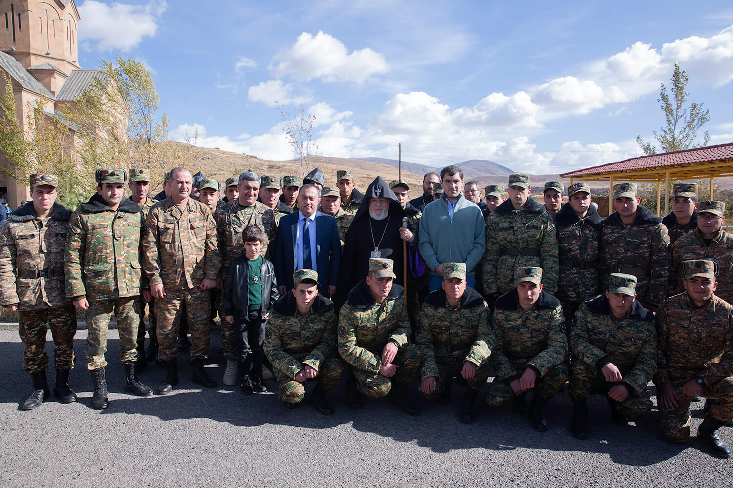 Ամենայն Հայոց Հայրապետն այցելեց Ջերմուկ քաղաք (նկարներ) 27 15.10