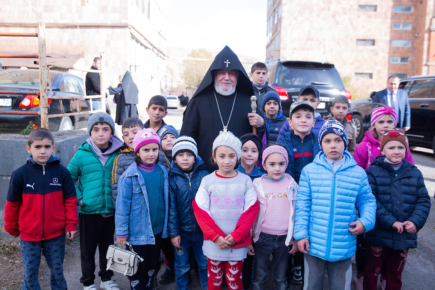 Ամենայն Հայոց Հայրապետն այցելեց Ջերմուկ քաղաք (նկարներ) 32 20.10