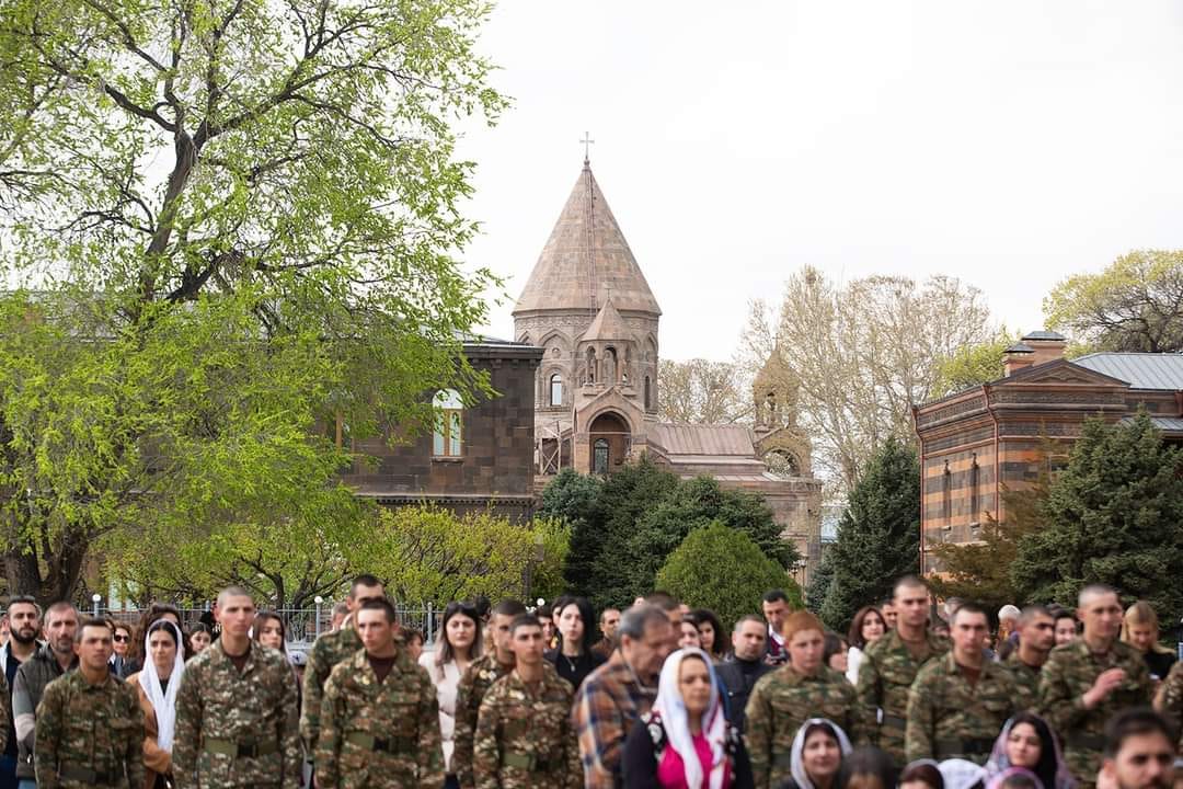 Մայր Աթոռում կատարվեց Ոտնլվայի կարգը (նկարներ) 28 Votnlva 17