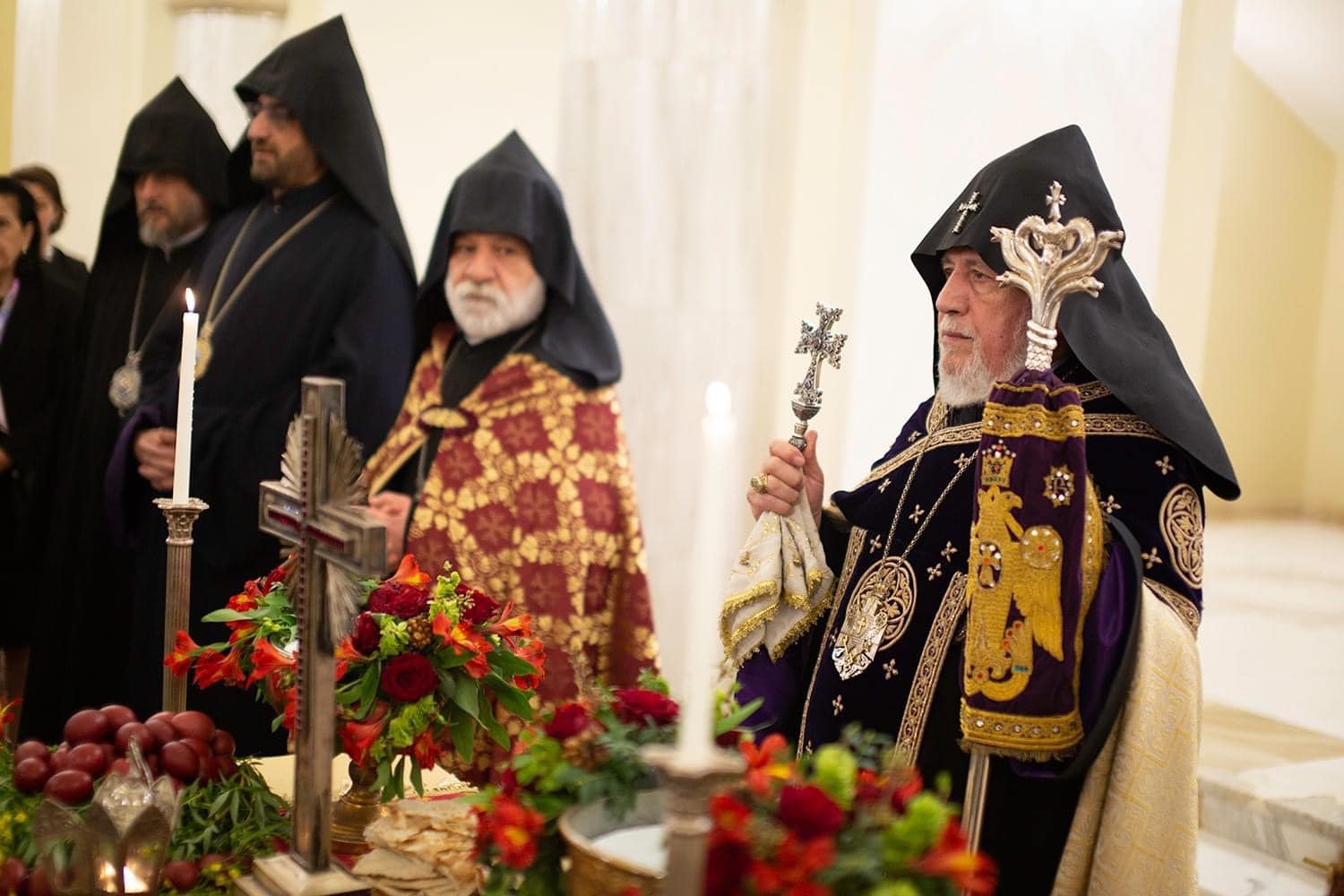 Սուրբ Հարության Ճրագալույցի Պատարագը Սուրբ Գայանե վանքում 30 chragaluyts 19