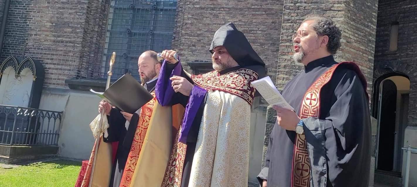 Կոպենհագենում օծվեց Հայոց Ցեղասպանության նահատակներին նվիրված խաչքար 13 kachqar evropa 2