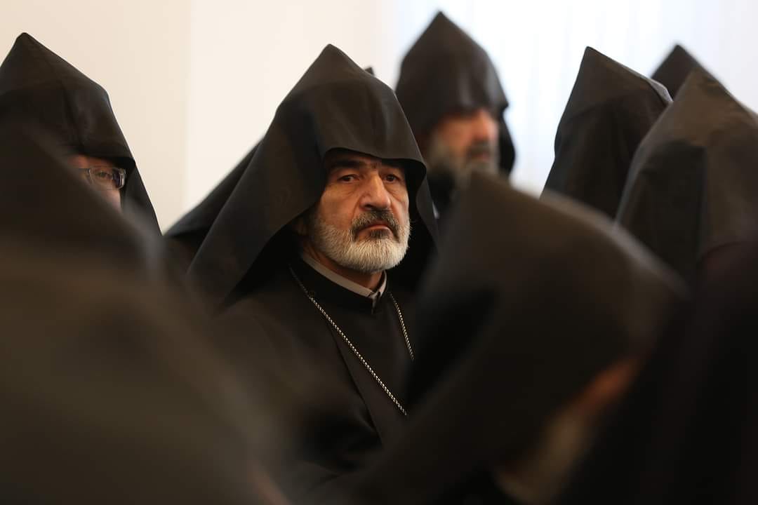 Եկեղեցին չունի որևէ այլ շահ, քան այն, որ բխում է Աստծո հանդեպ, հայրենիքի և ժողովրդի հանդեպ պատասխանատվությունից. Գարեգին Բ Ամենայն Հայոց Կաթողիկոս 21 Mibanakan hamagumar 10