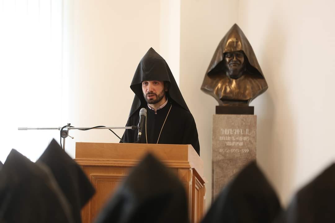 Եկեղեցին չունի որևէ այլ շահ, քան այն, որ բխում է Աստծո հանդեպ, հայրենիքի և ժողովրդի հանդեպ պատասխանատվությունից. Գարեգին Բ Ամենայն Հայոց Կաթողիկոս 14 Mibanakan hamagumar 3