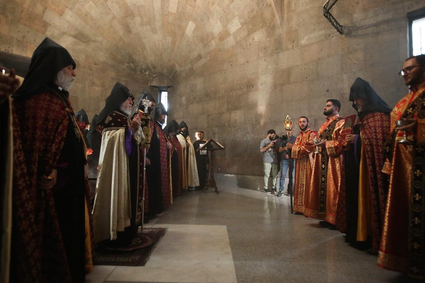 Սրբալույս Մյուռոնի օրհնությանն ընդառաջ կատարվեց Ձիթայուղի օրհնության կարգ (նկարներ) 15 Dzitayughi orhnutyun 4