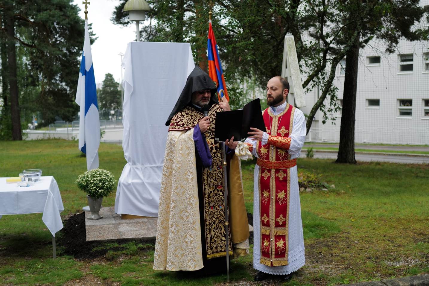 Ֆինլանդիայի Էսպո քաղաքում տեղի է ունեցել խաչքարի օրհնության և օծման արարողություն (նկարներ) 15 Khachqar Filadelfia 4