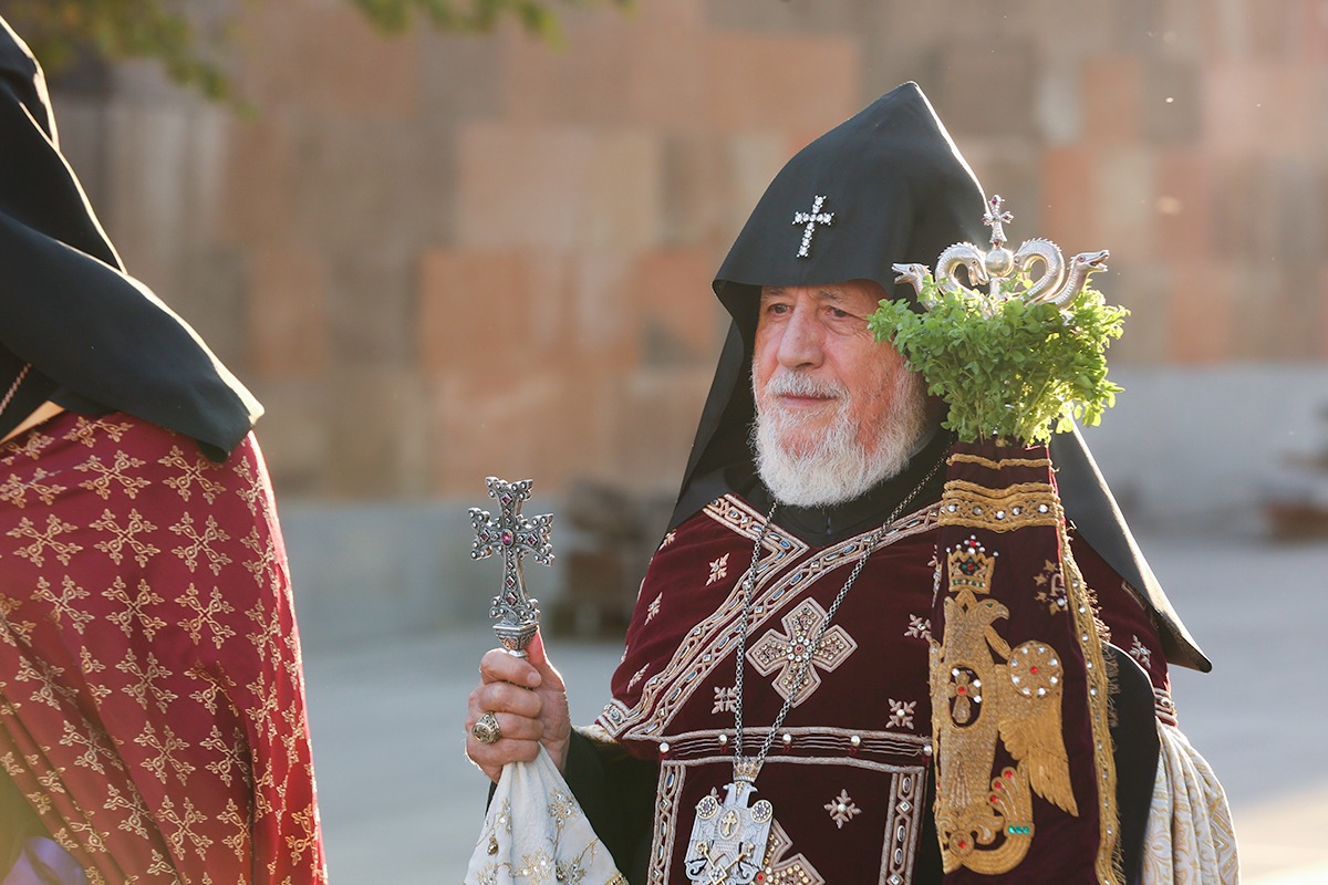 Խաչվերացի թափորը Մայր Աթոռում (նկարներ) 21 xachverac 10