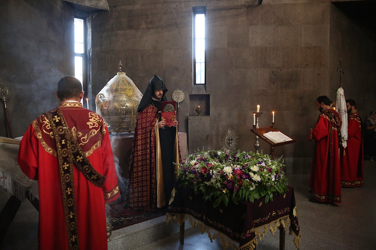 Խաչվերացի թափորը Մայր Աթոռում (նկարներ) 14 xachverac 3