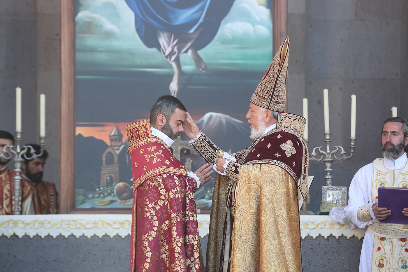 Եպիսկոպոսական ձեռնադրություն և օծում Մայր Աթոռ Սուրբ Էջմիածնում (նկարներ) 30 EPS dzernadrutyun 21