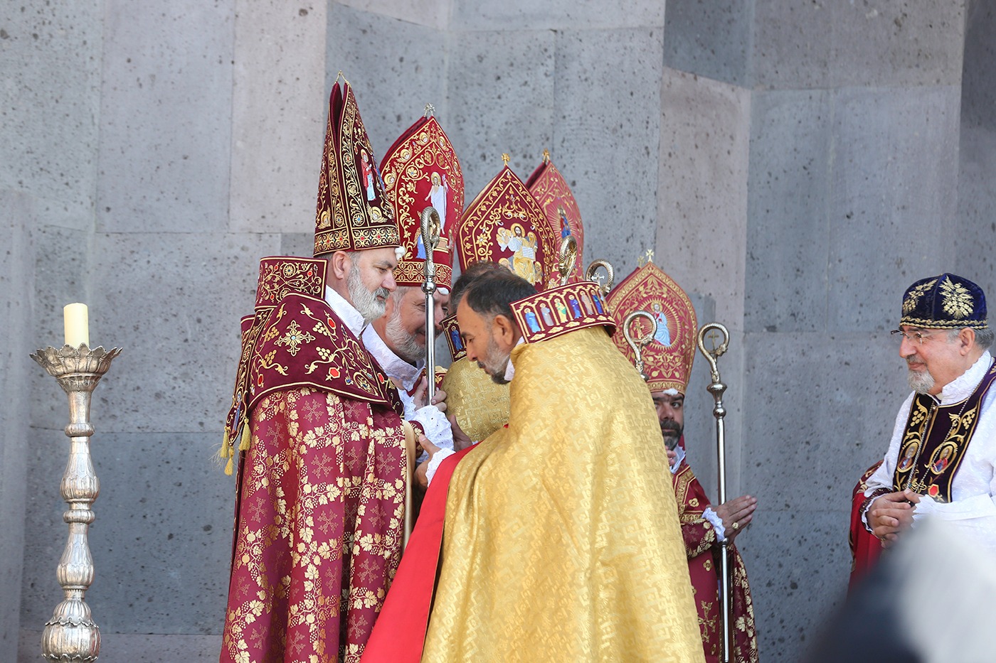 Եպիսկոպոսական ձեռնադրություն և օծում Մայր Աթոռ Սուրբ Էջմիածնում (նկարներ) 34 EPS dzernadrutyun 25