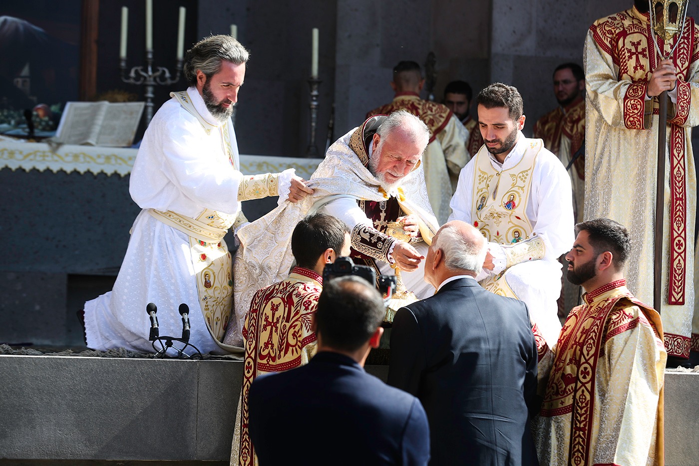Եպիսկոպոսական ձեռնադրություն և օծում Մայր Աթոռ Սուրբ Էջմիածնում (նկարներ) 35 EPS dzernadrutyun 26