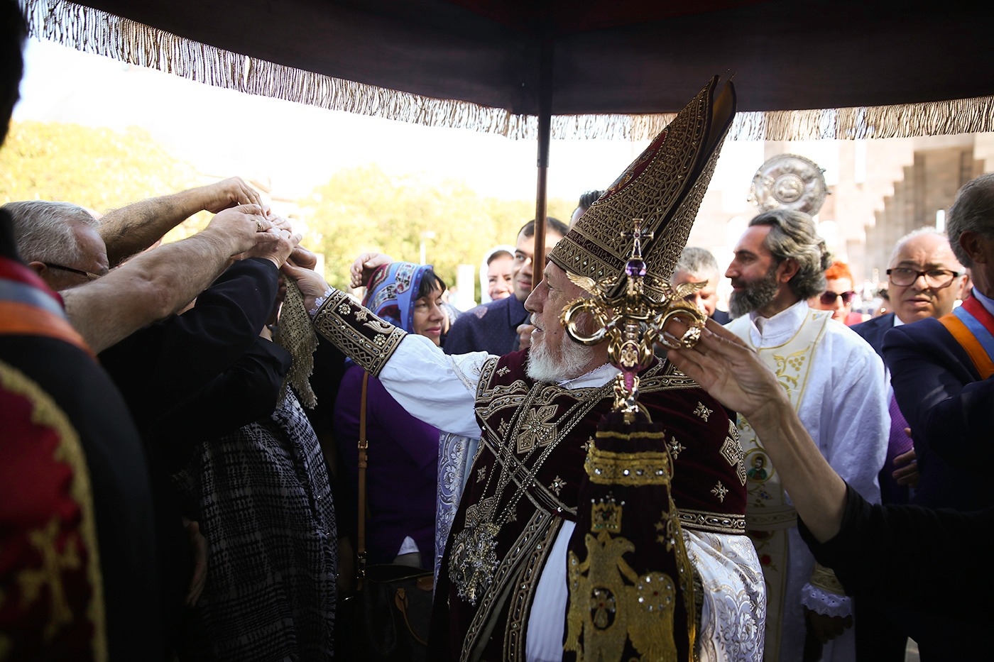 Եպիսկոպոսական ձեռնադրություն և օծում Մայր Աթոռ Սուրբ Էջմիածնում (նկարներ) 39 EPS dzernadrutyun 30