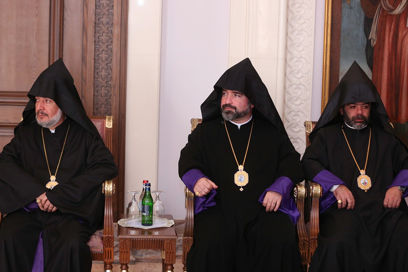 Ամենայն Հայոց Կաթողիկոսն ընդունեց նորաօծ եպիսկոպոսներին (նկարներ) 16 Noraots episkoposner 5